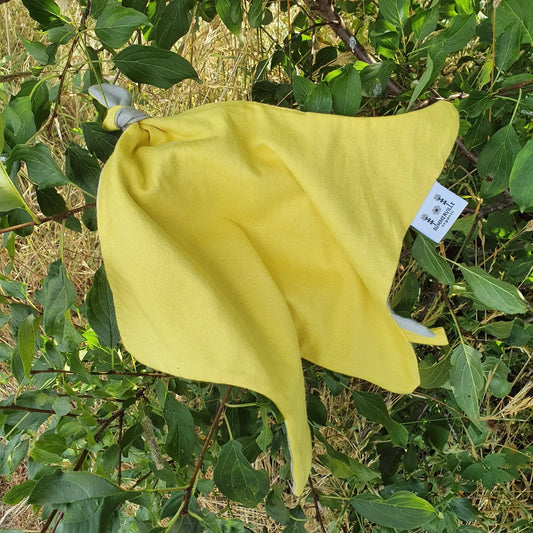Yellow & Grey Star Shaped Comforter: GOTS Comforter Summerville