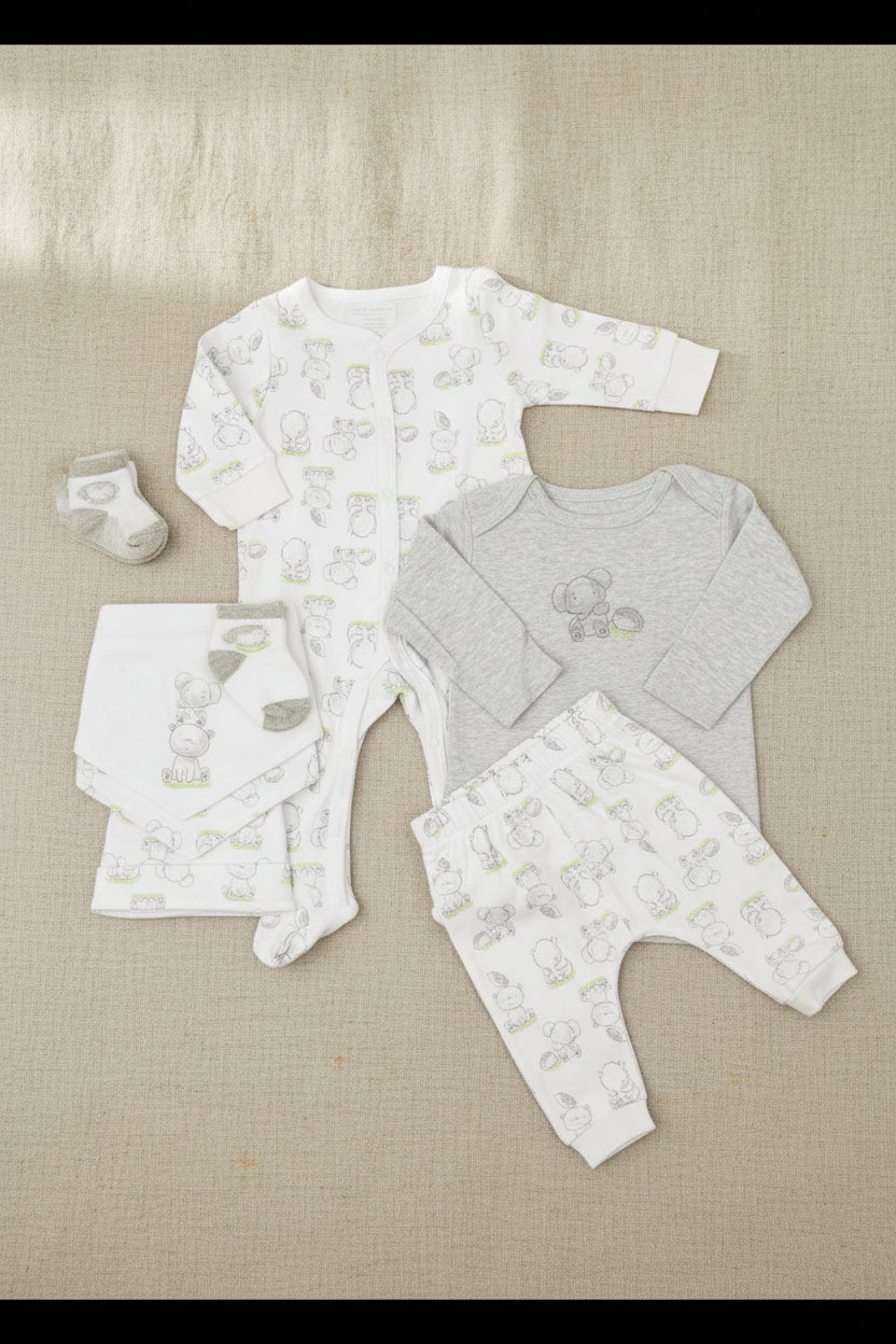Elephant and Hedgehog 7 Piece Gift Set Pure & Soft