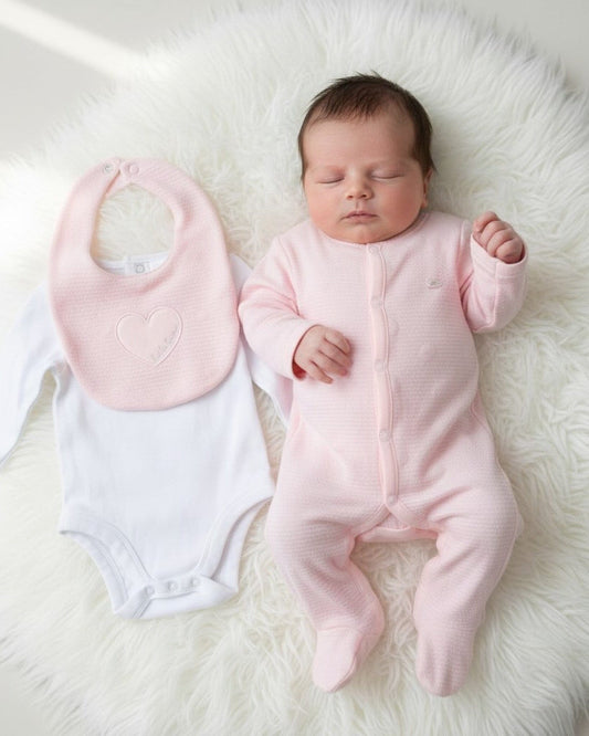 Heart Textured Layette Set Set Rock a Bye Baby