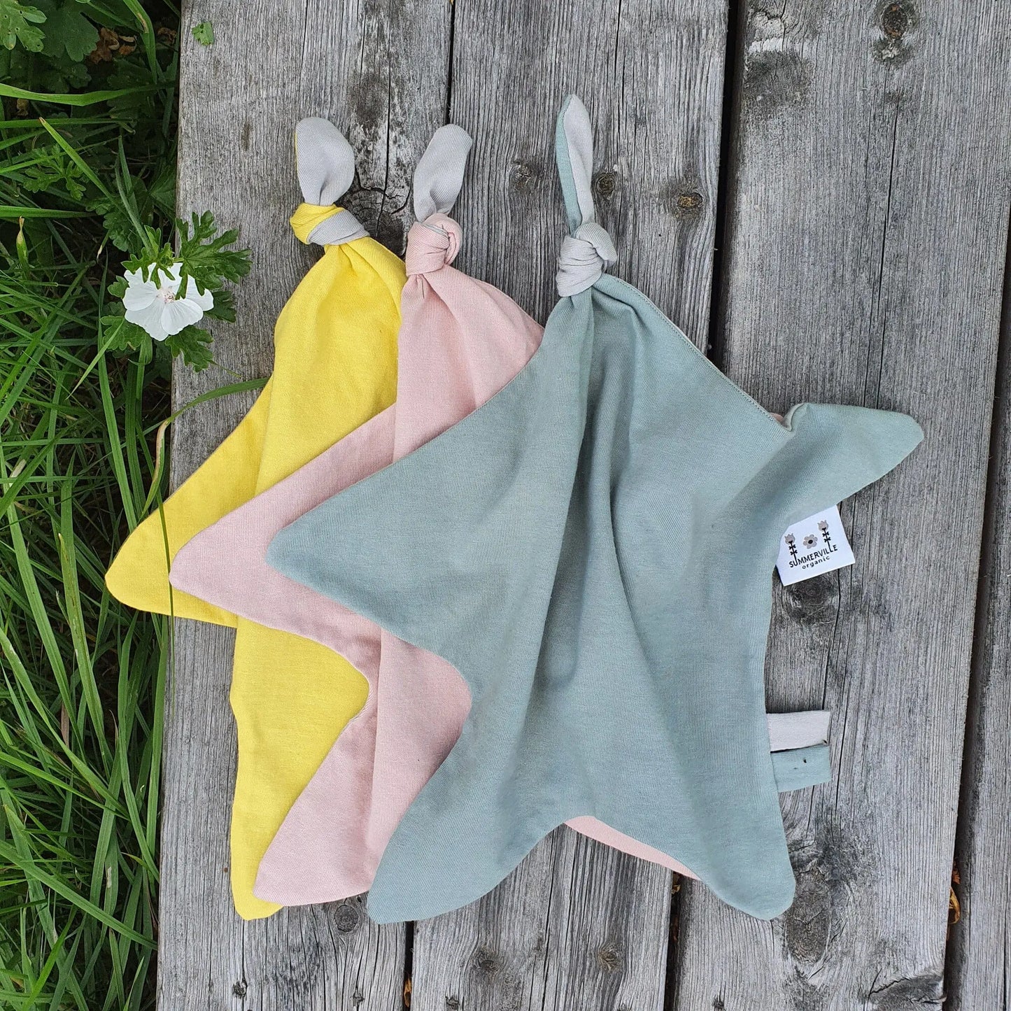 Moss Green & Grey Star Shaped Comforter: GOTS Comforter Summerville