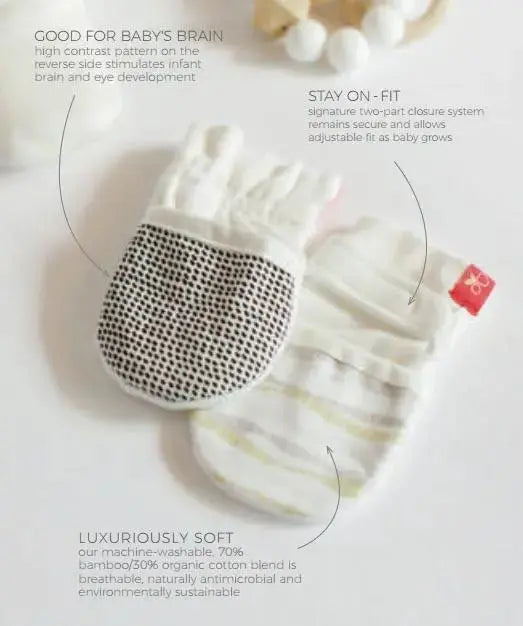 Goumi Stay-On Scratch Mittens, Cloud Scratch Mitts Goumikids