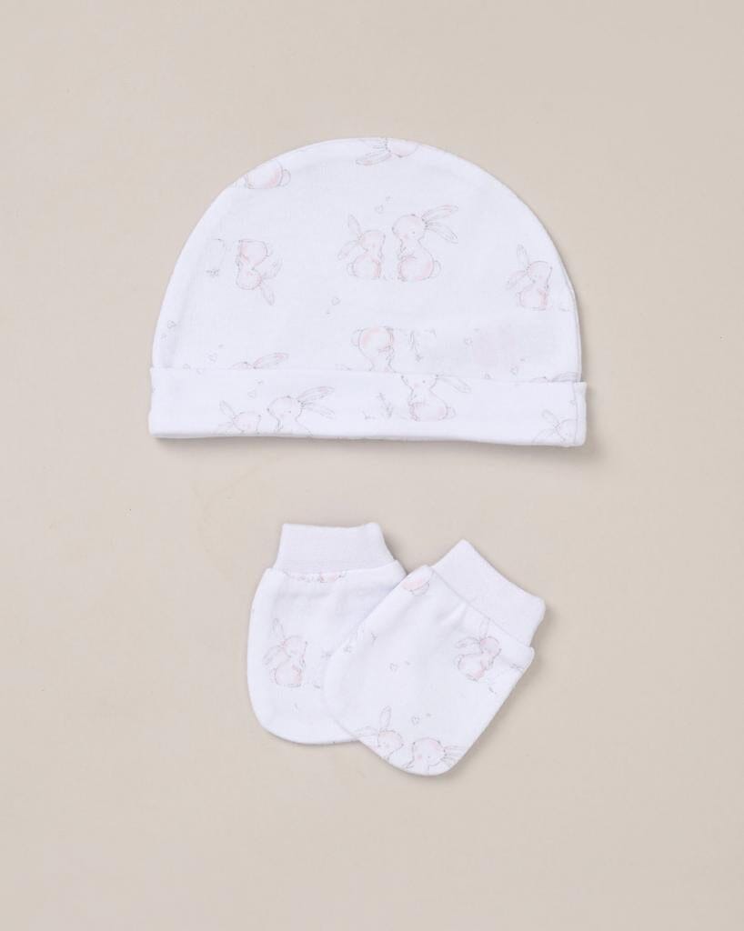 "I Love You" Rabbit design 5 Piece Layette Gift Set - 3 sizes. Set Rock a Bye Baby 
