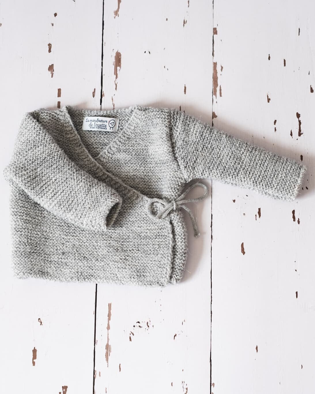 Grey Knitted Wrap-Around Cardigan Cardigan / Jacket La Manufacture de Layette 