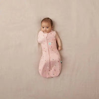 Ergopouch - Organic All Year Cocoon Swaddle Bag -Pink Daisies -1 Tog Sleeping Bag ErgoPouch - Australia 
