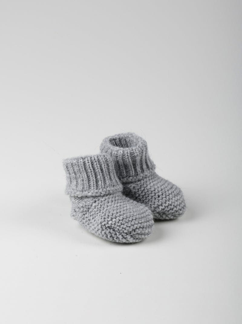 Grey Knitted Booties Booties La Manufacture de Layette 