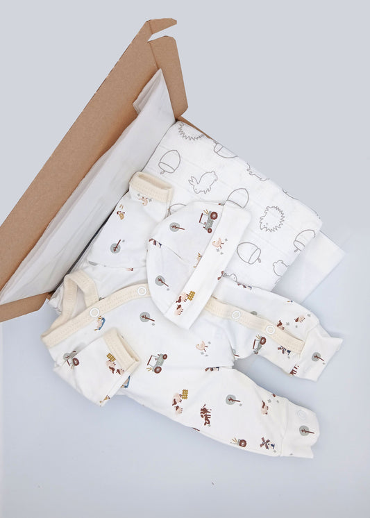 Farm Time Gift Box - Sleepsuit, Hat & Muslin Gift Set Little Mouse Baby Clothing & Gifts 