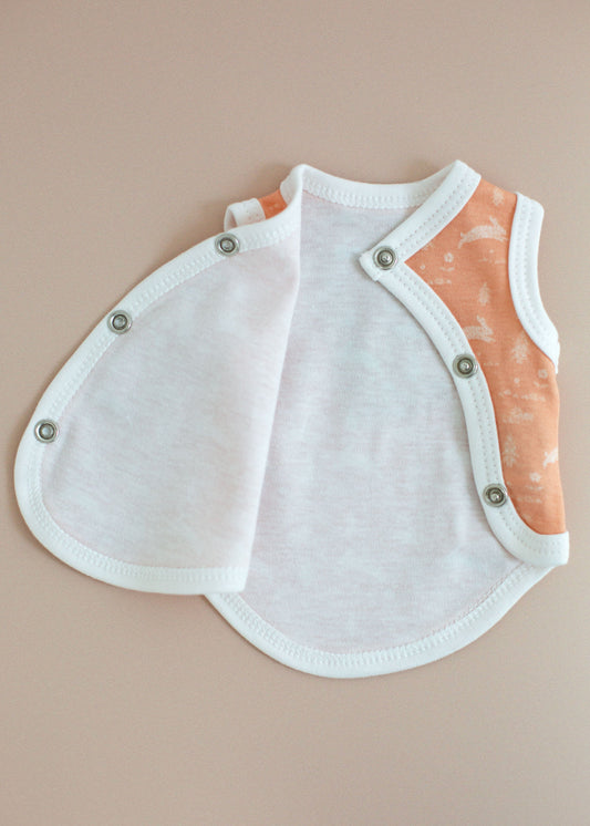 Incubator Vest & Knotted Hat Set, Leaping Bunnies