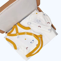 Pet Pals Gift Box - Incubator Vest, Hat & Muslin Gift Set Little Mouse Baby Clothing & Gifts 