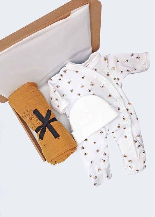 Nature Time Gift Box - Sleepsuit, Hat & Muslin Gift Set Little Mouse Baby Clothing & Gifts 