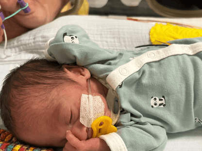 Prem Baby Sleepsuit, Panda Cuddles Sleepsuit / Babygrow Tiny & Small 