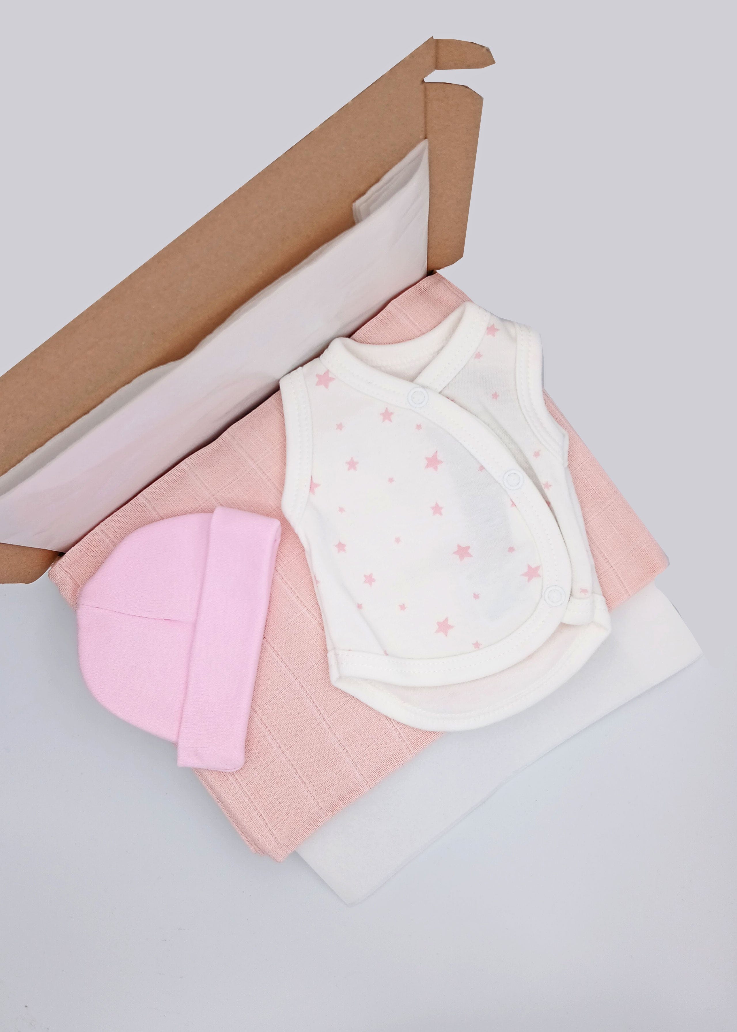 Pink Stars Gift Box - Incubator Vest, Hat & Muslin Little Mouse Baby Clothing & Gifts