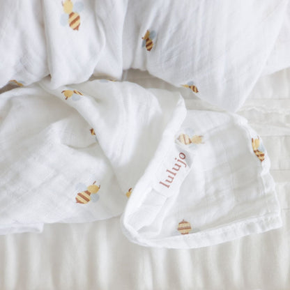 Bees - Muslin Swaddle, 100 x 100 cm Swaddle Blanket Lulujo 