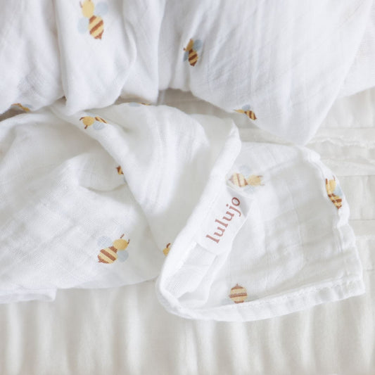Bees - Muslin Swaddle, 100 x 100 cm Swaddle Blanket Lulujo 