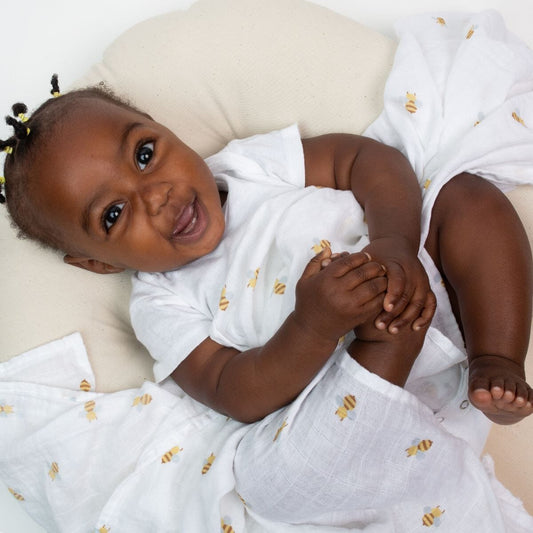 Bees - Muslin Swaddle, 100 x 100 cm Swaddle Blanket Lulujo 
