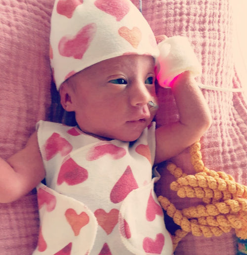 Big Heart Incubator Vest & Hat Set (1lb-3lb & 3-5lb) Bodysuit / Vest Itty Bitty Baby Clothing 